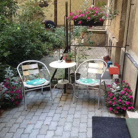Standard Apartment By Hi5-Liszt Ferenc Square Budapest Esterno foto